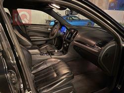 کرایسلەر 300